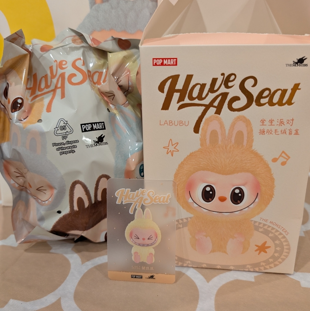 🪑 Pop Mart x THE MONSTERS Have A Seat Labubu - Sisi